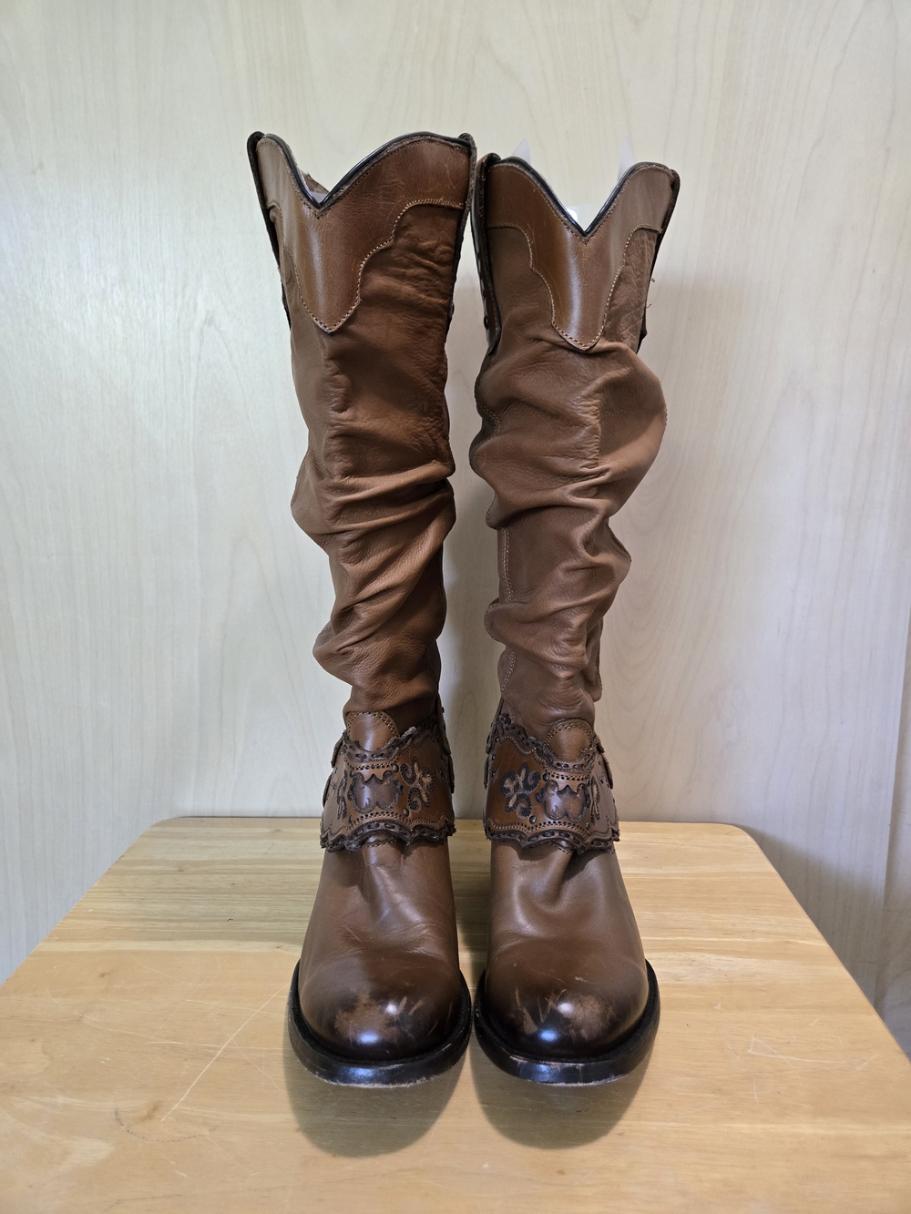 Cuadra Women's Brown Leather Western Knee-High Boots - Picture 3 of 13